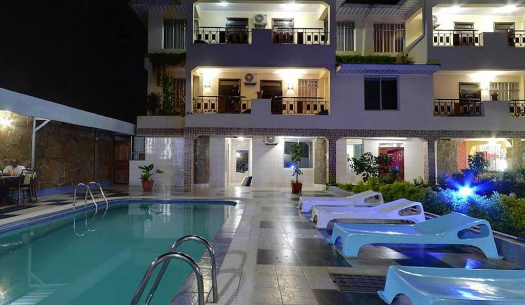 Royal City Dubai Complex Kisumu Eksteriør billede