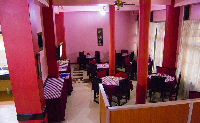 Royal City Dubai Complex Kisumu Eksteriør billede