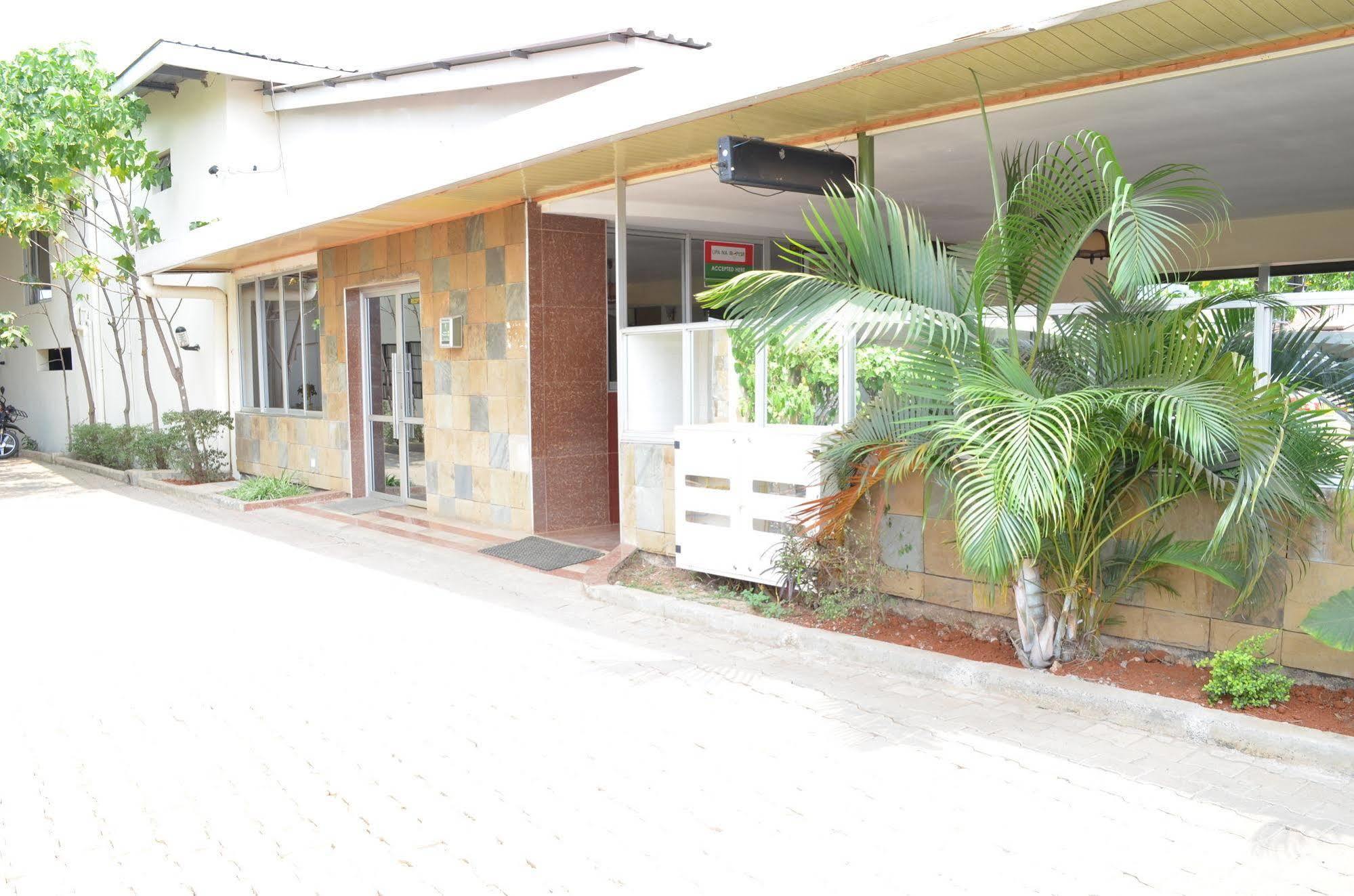 Royal City Dubai Complex Kisumu Eksteriør billede