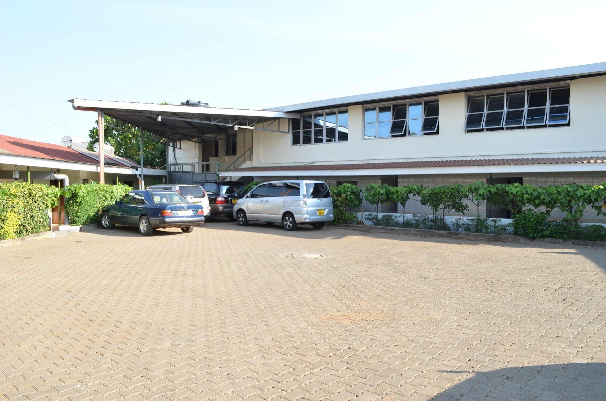 Royal City Dubai Complex Kisumu Eksteriør billede