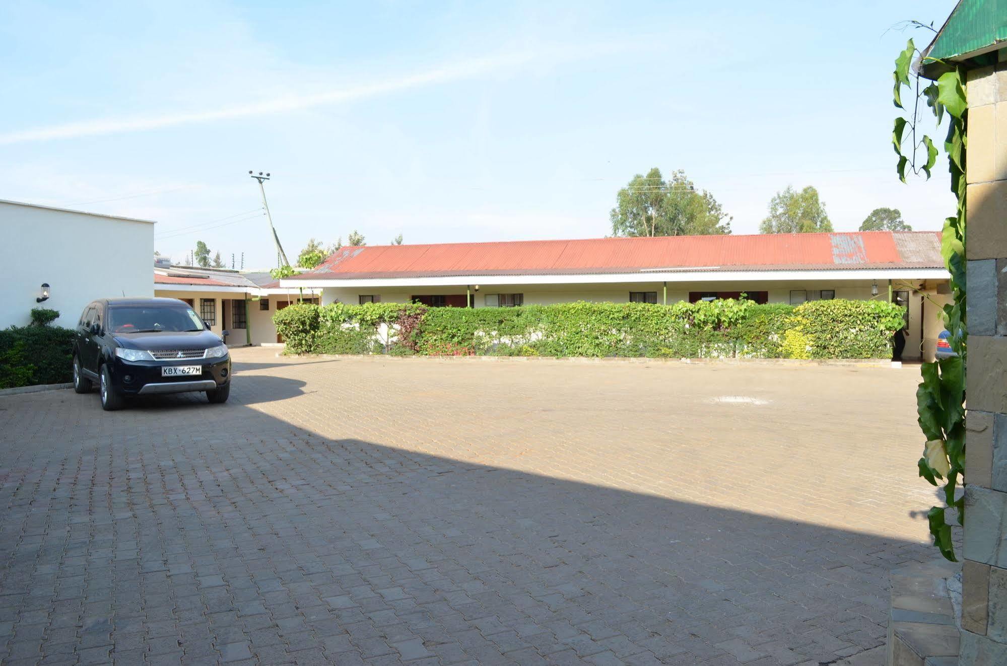 Royal City Dubai Complex Kisumu Eksteriør billede